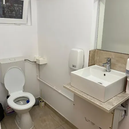 Πανσιόν Mamaia Nord Năvodari