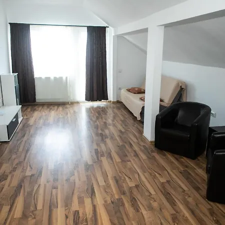 Πανσιόν Mamaia Nord 3*