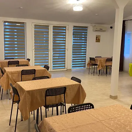 Mamaia Nord Πανσιόν 3*
