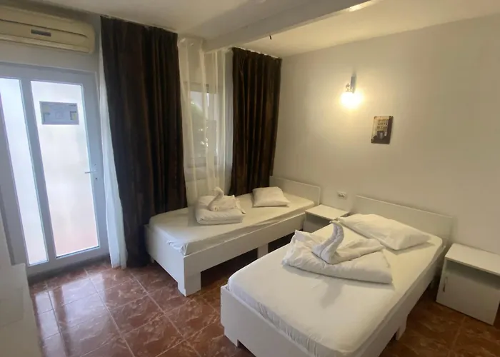 Mamaia Nord Konukevi Navodari