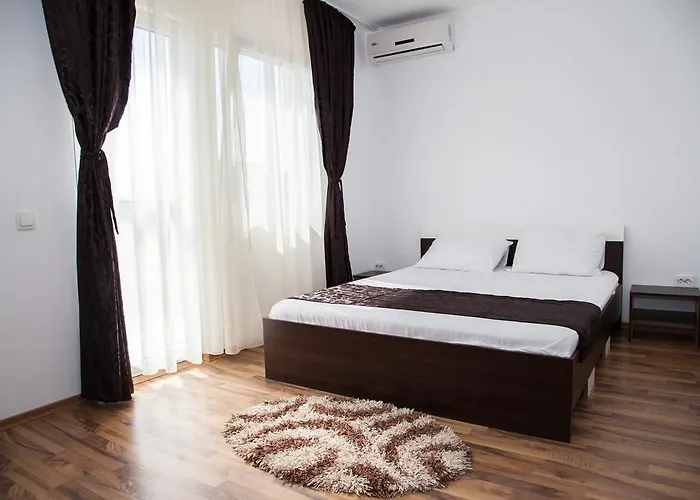 Konukevi Mamaia Nord 3*